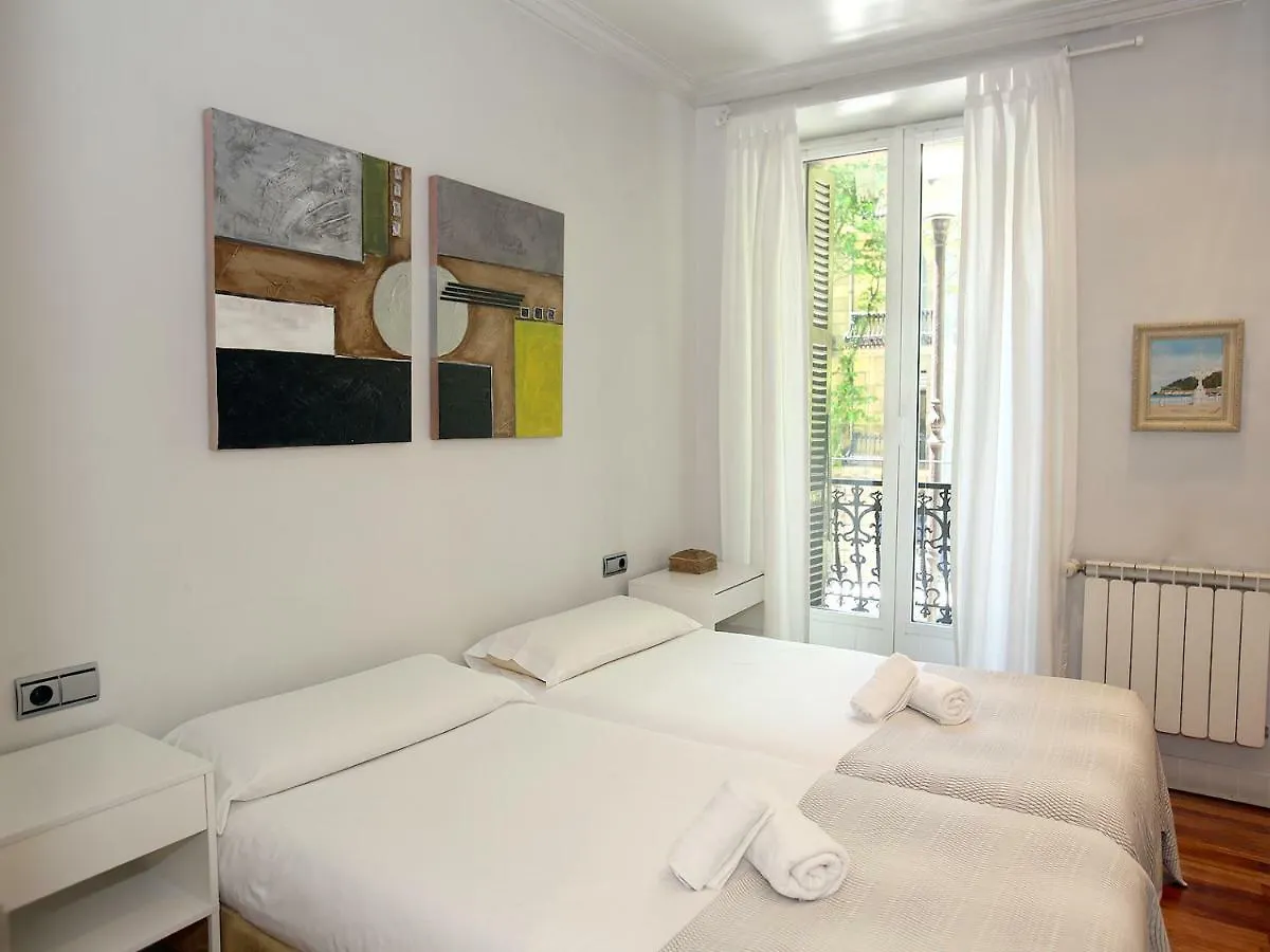 Urbieta Apartment San Sebastian